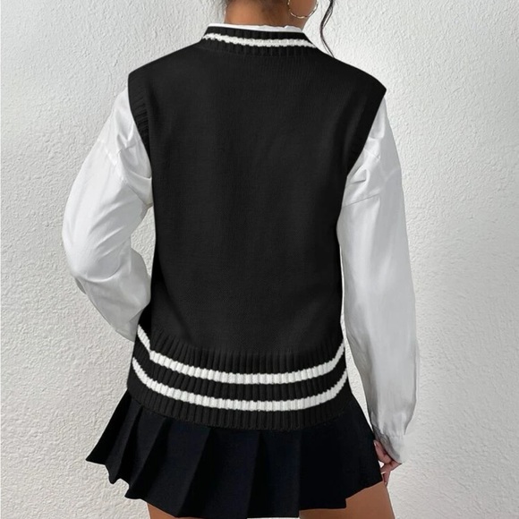 Knitted Vest Sweater ❤️ - Picture 2 of 5